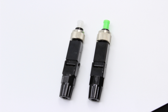 3- FTTH FTTB FTTX ネットワークでのパフォーマンスのためのFC/UPC 光ファイバー・ファストコネクタ