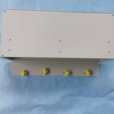 1x2 1x4 1x8 アドバンスト・テクノロジーのための 4U 19 &quot;ラックマウント光ファイバースプリッターキャビネット