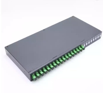 96ポート 48ポート 12ポート 24ポート ODF LC SC ST APC UPC ファイバーパッチパネル ラック ファイバーパネル
