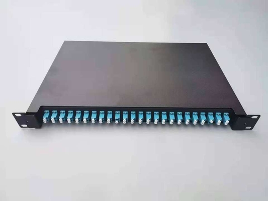 FTTX ODF 光学配送フレーム 19 インチラック FTTX接続用の24コアを搭載