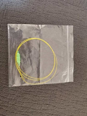 ST UPC から ST UPC シングルモード PVC 3.0mm LSZH 高帯域幅の光ファイバーパッチコード