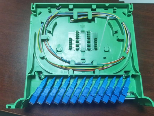 FTTX ODB NAP FTTH プラスチックの光ファイバースプライスケーブル用 12コア小型スプライストレイ