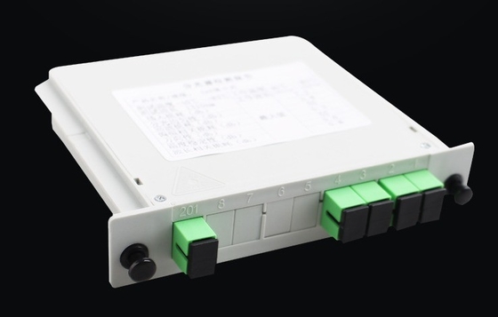 3Gネットワーク PLC スプリッタ 1x4 SC UPC FTTH ボックスのオペレーティング波長 1260-1650nm