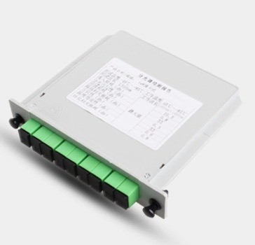 テレコムニケーション FATとFTD FTTHファイバースプリッタとWDMカセット型PLCスプリッタ 1x8SC APC