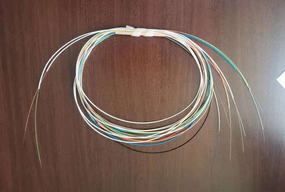 FTTX ODB NAP FTTH 2*8 スチールチューブPLCスプリッタ 接続器なし 高強度糸