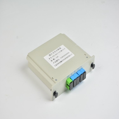 G657A ファイバータイプ 1x16 カセット PLC オプティカルスプリッタ ≤10.7dB 挿入損失
