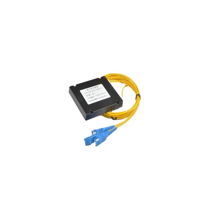方向性 dB ≥55 2 Way PLC Splitter 1*2 ボックス型 光ファイバー・スプリッター 挿入損失 ≤10.7dB